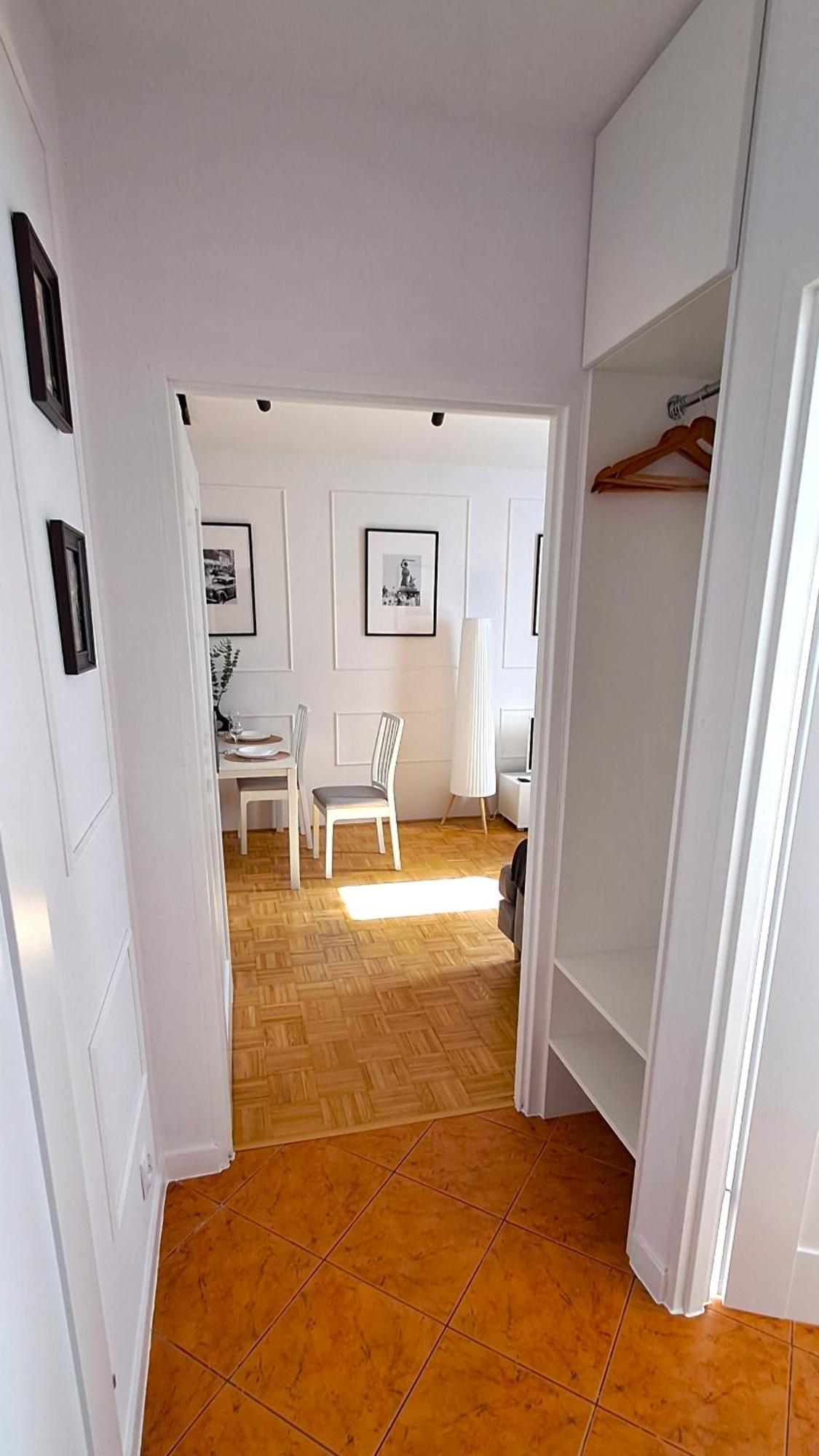 Praska Syrena Apartment Варшава Екстериор снимка